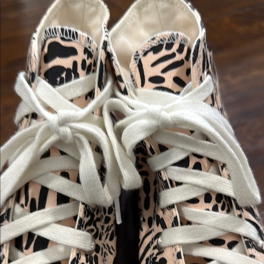 Converse -CT Platform Hi Jungle Art -Sneakers - Black and Cream 571084C - Picture 4 of 10